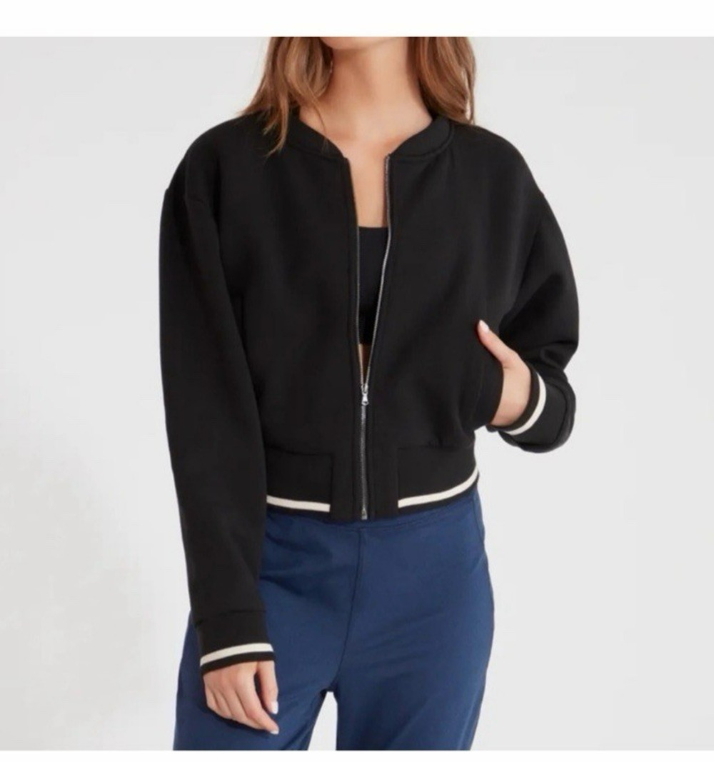 Varley Cole Bomber Jacket Women XS Black Cropped Full Zip Knit Athleisure Casual